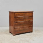 1476 5182 CHEST OF DRAWERS